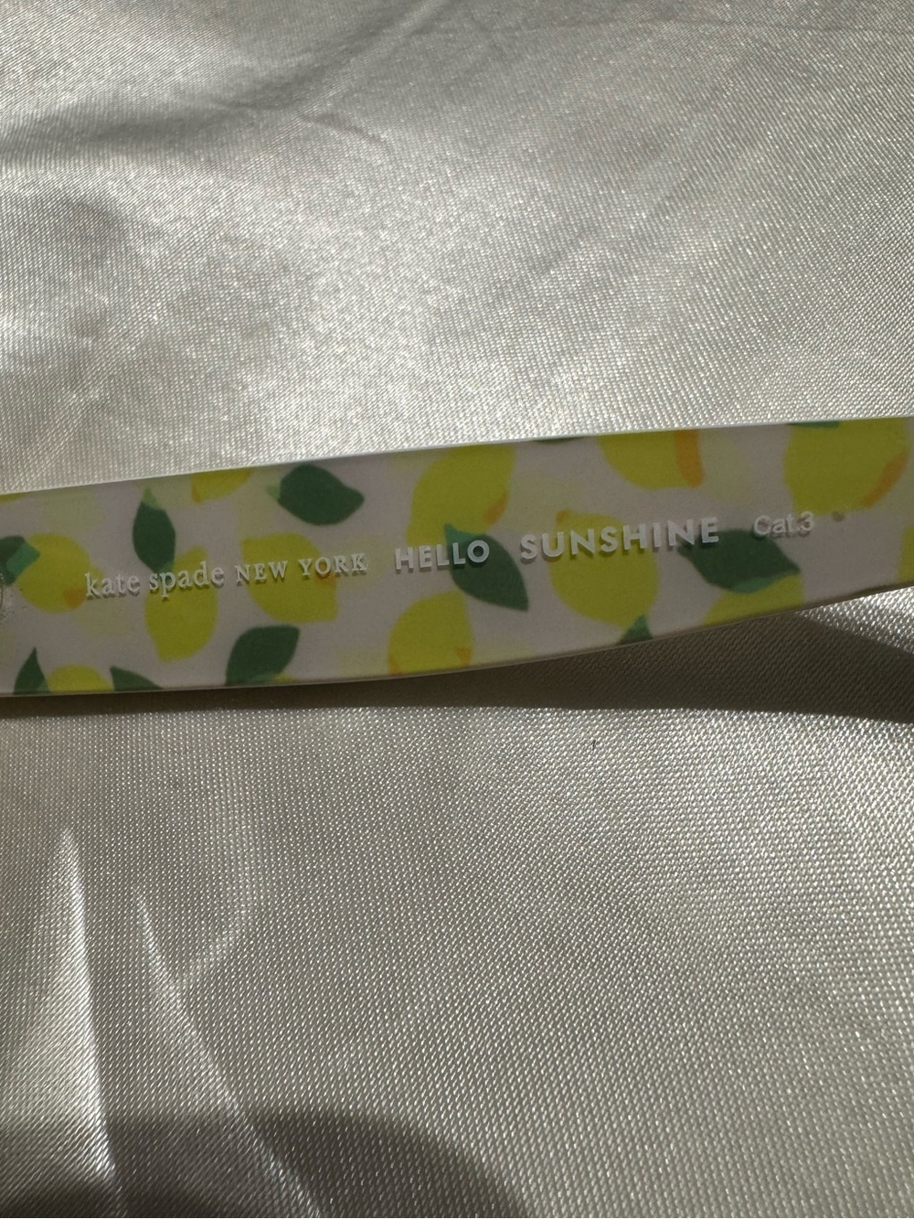 Kate Spade White Cateye Sunglasses with Lemon design - Picture 8 of 8